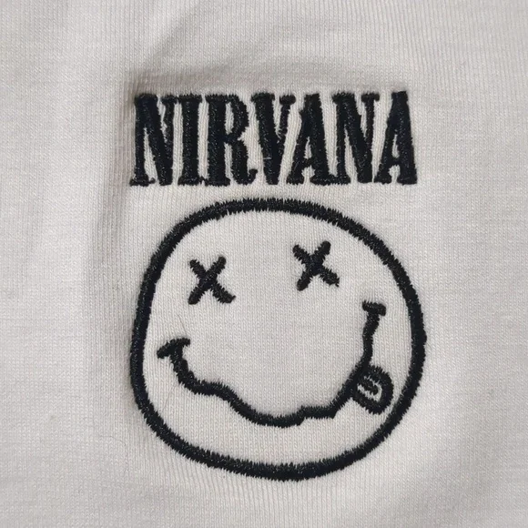 NIRVANA SMILE Cropped Tee womens size Large - Picture 5 of 7